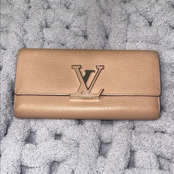 Louis Vuitton Pink & Silver Leather Wallet - Picture 1 of 3